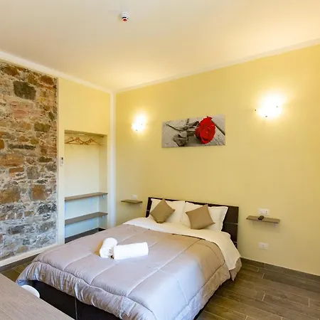 Vicolocorto Gæstehus La Spezia