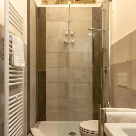 Vicolocorto Gæstehus 3*